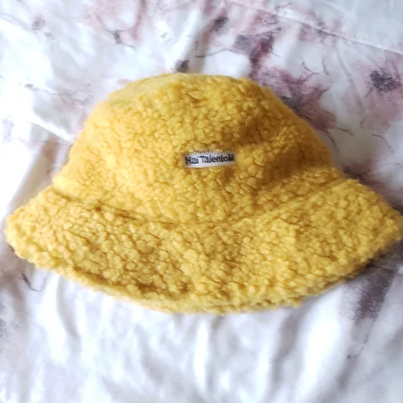 Pre Owned Yellow Fleece Bucket Hat - Picture 2 of 4
